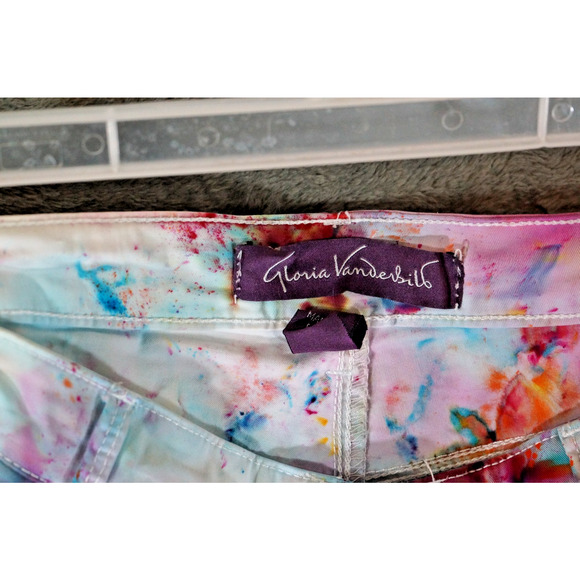 Gloria Vanderbilt Bermuda Shorts SZ 8 Artisan Hand Dyed Crumple Style Tie‑Dye - Picture 7 of 9